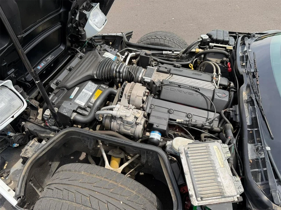 1995 Chevrolet Corvette C4 - Image 26 of 29