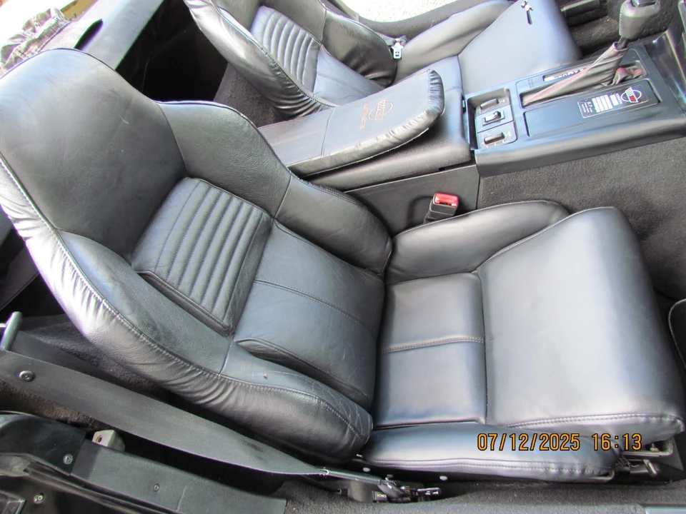 1995 Chevrolet Corvette C4 - Image 15 of 19