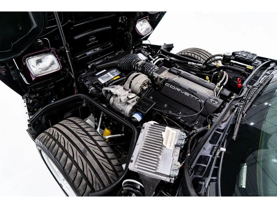 1995 Chevrolet Corvette C4 - Image 17 of 31
