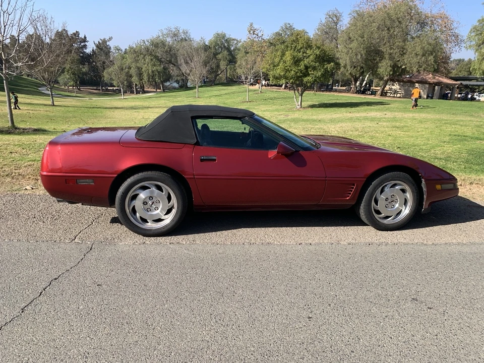 1995 Chevrolet Corvette C4 - Image 2 of 23