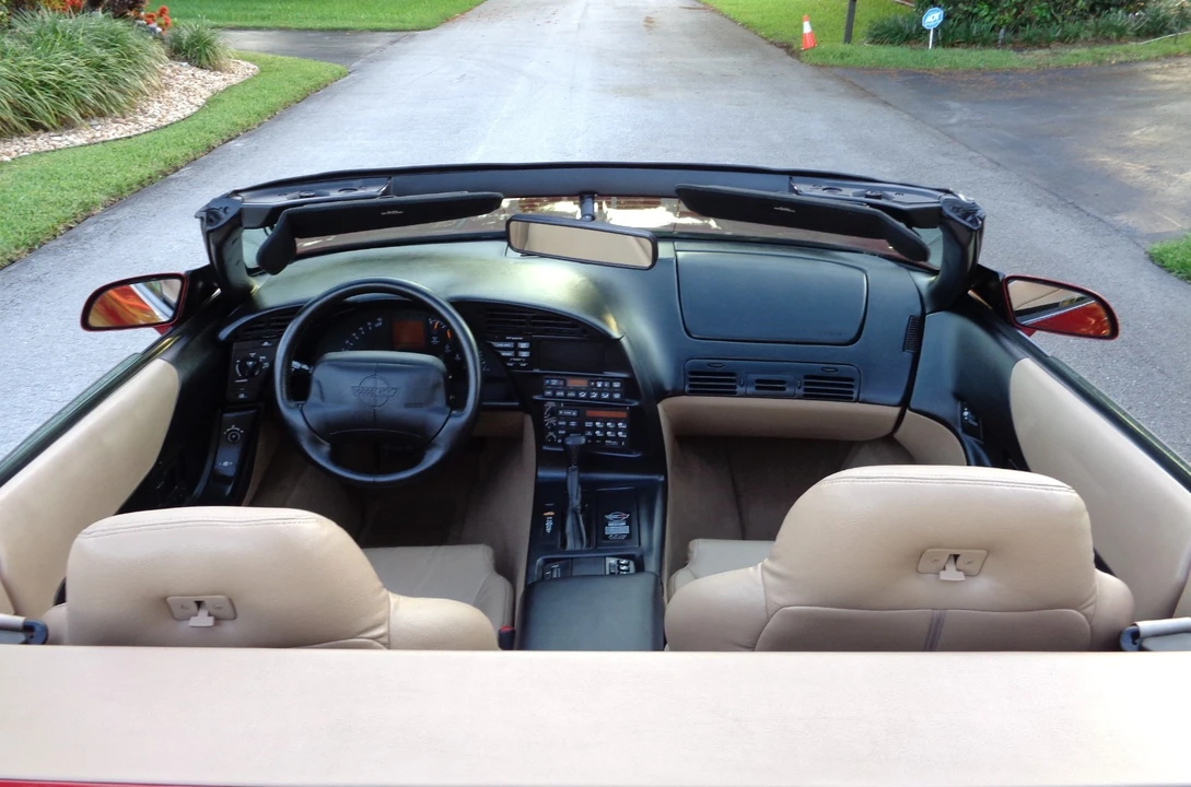 1995 Chevrolet Corvette C4 - Image 17 of 29