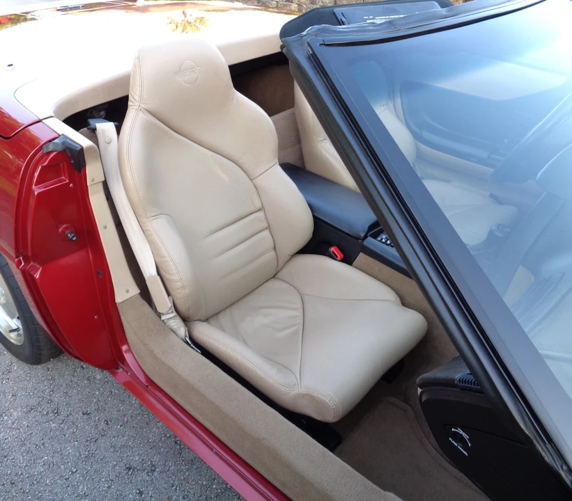 1995 Chevrolet Corvette C4 - Image 23 of 29