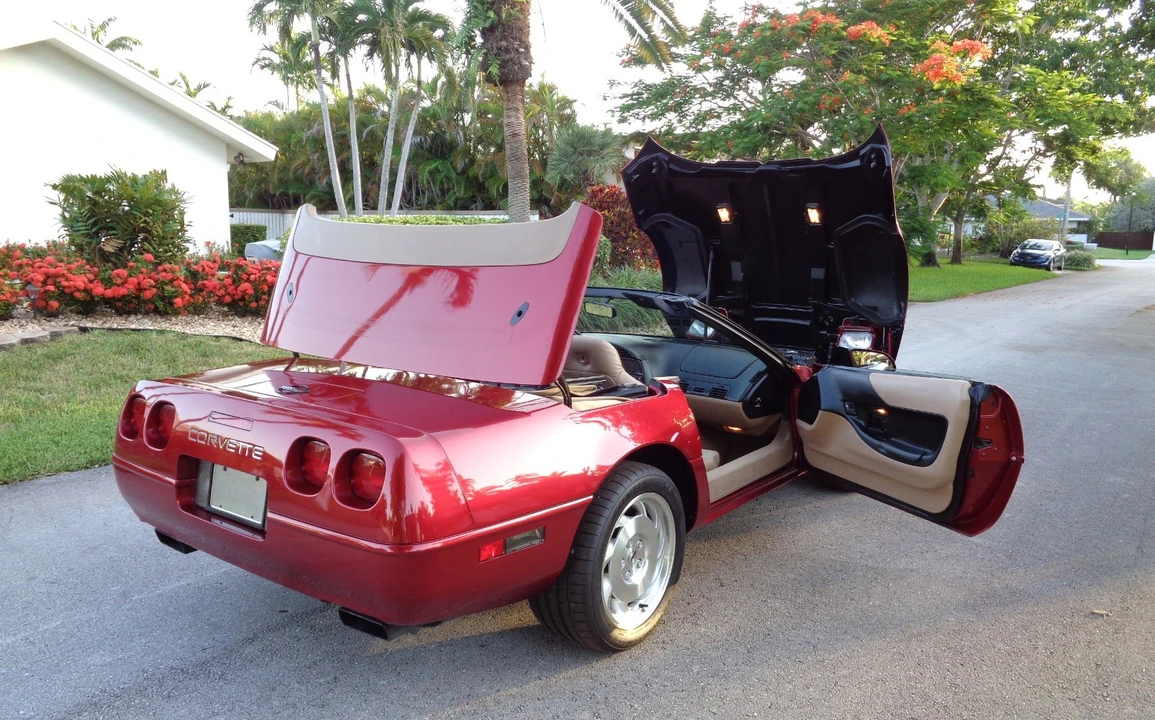 1995 Chevrolet Corvette C4 - Image 10 of 29