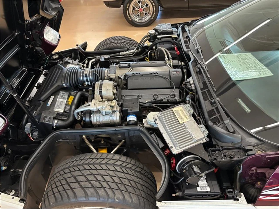 1995 Chevrolet Corvette C4 - Image 30 of 31