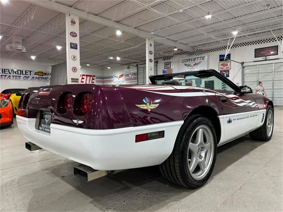 1995 Chevrolet Corvette C4 - Image 18 of 30