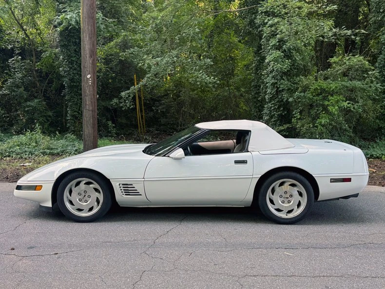 1995 Chevrolet Corvette C4 - Image 9 of 20