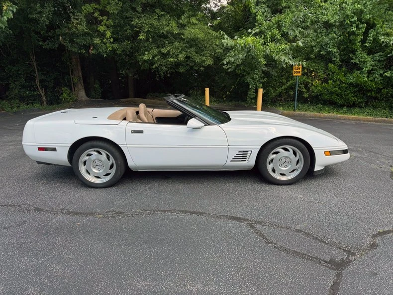 1995 Chevrolet Corvette C4 - Image 3 of 20