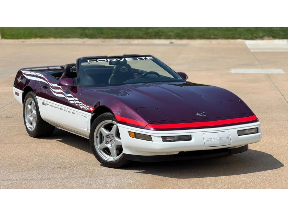 1995 Chevrolet Corvette C4 - Image 25 of 31