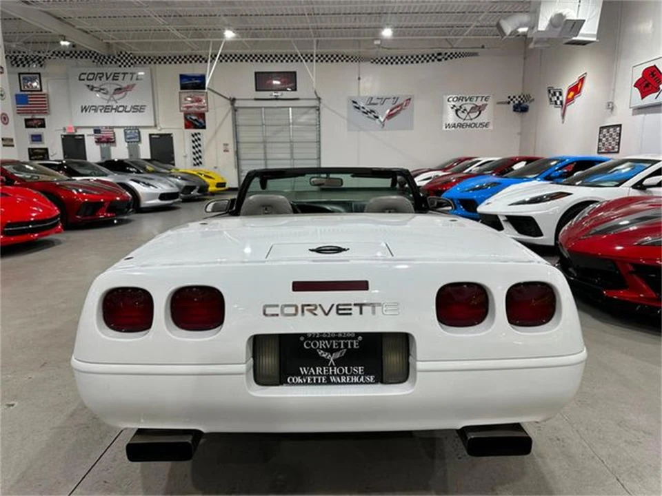 1995 Chevrolet Corvette C4 - Image 24 of 30