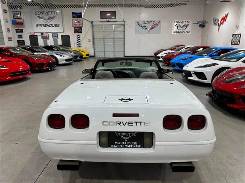 1995 Chevrolet Corvette C4 - Image 27 of 30