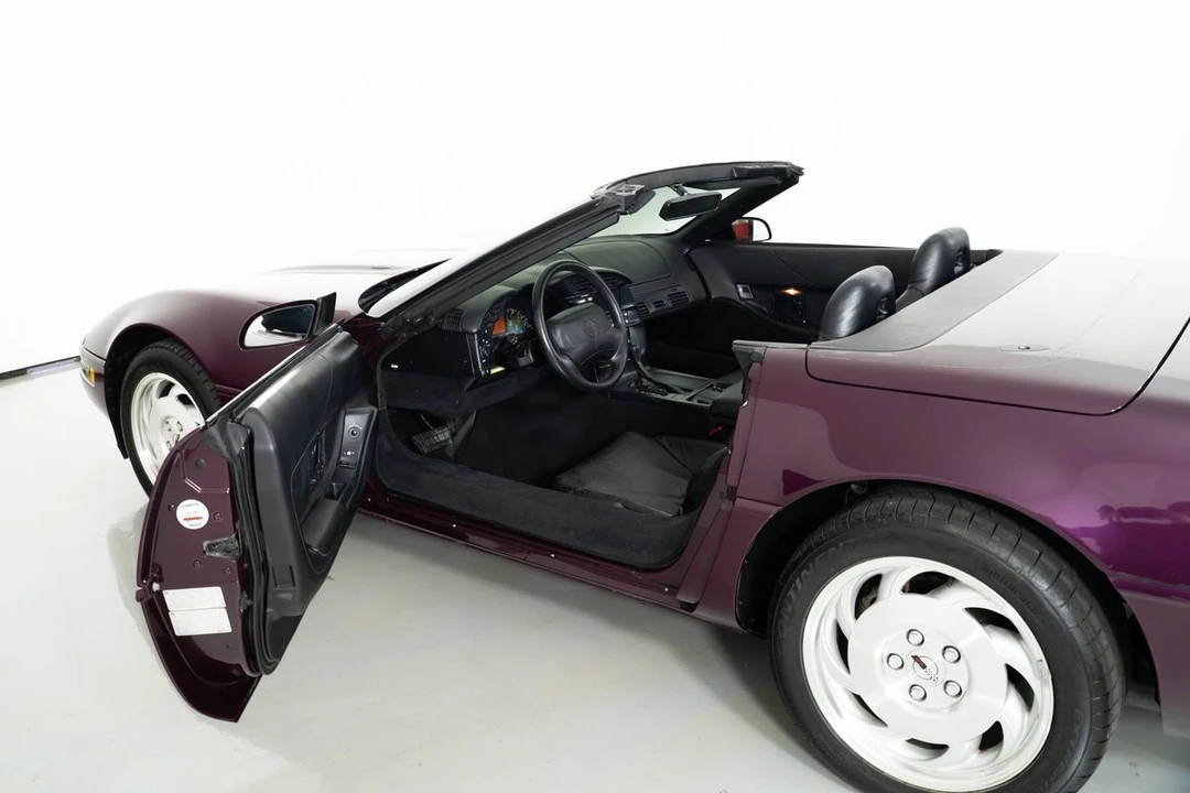 1995 Chevrolet Corvette C4 - Image 15 of 21