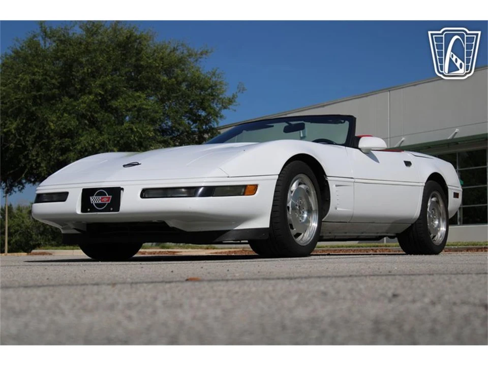 1995 Chevrolet Corvette C4 - Image 2 of 31