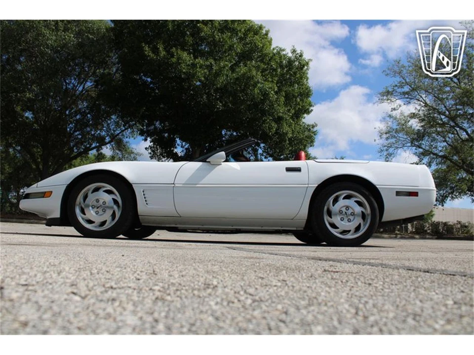 1995 Chevrolet Corvette C4 - Image 17 of 31