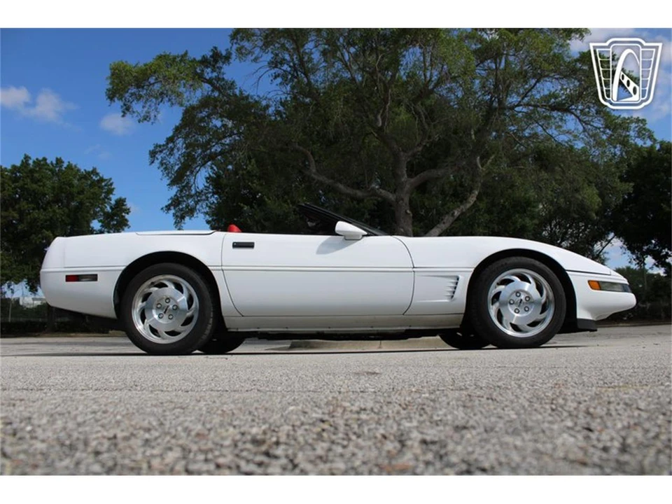 1995 Chevrolet Corvette C4 - Image 23 of 31