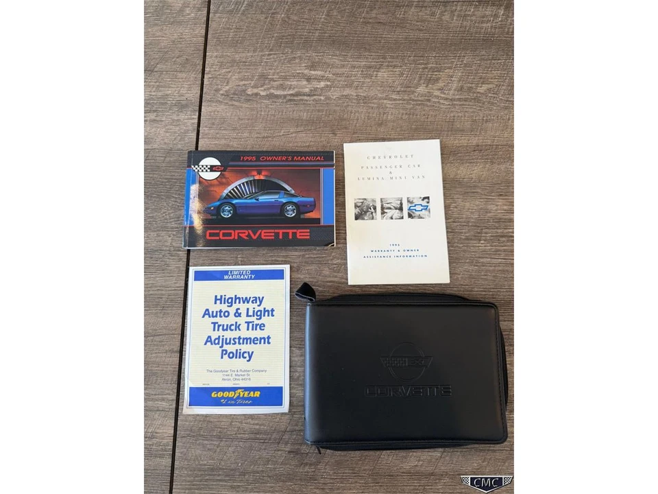 1995 Chevrolet Corvette C4 - Image 19 of 31