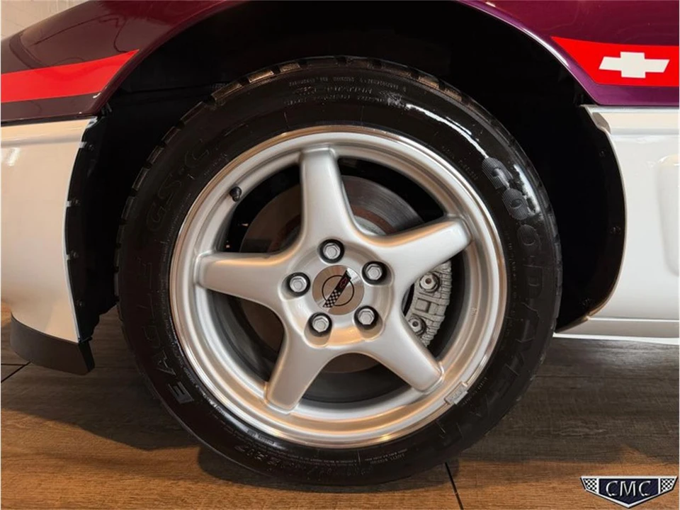 1995 Chevrolet Corvette C4 - Image 25 of 31