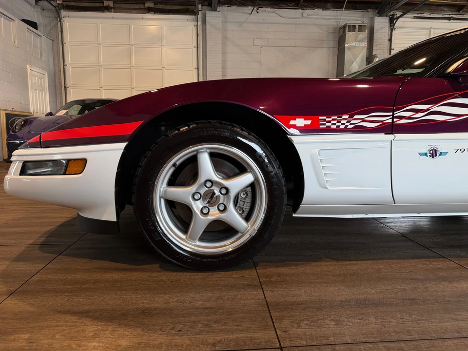 1995 Chevrolet Corvette C4 - Image 24 of 31