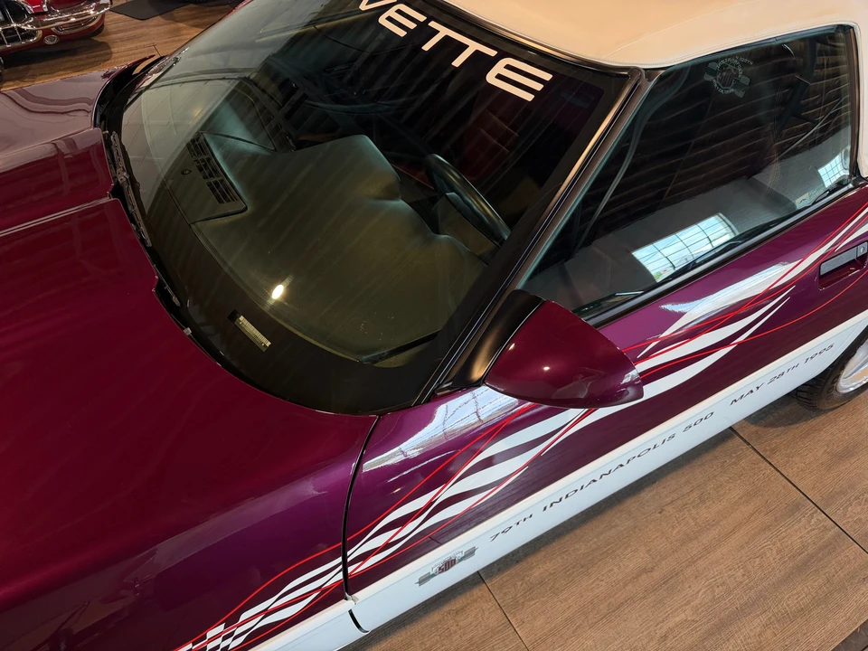1995 Chevrolet Corvette C4 - Image 23 of 31