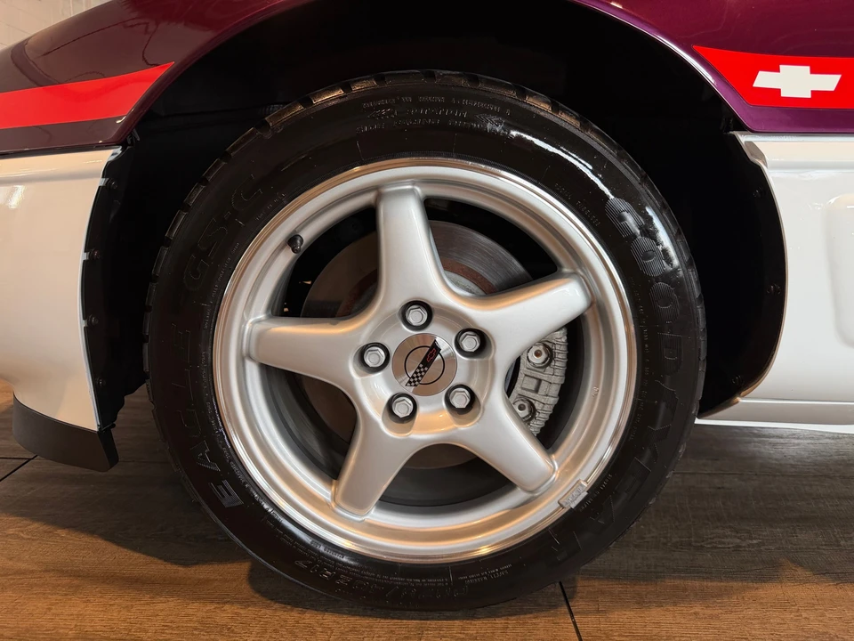 1995 Chevrolet Corvette C4 - Image 26 of 31