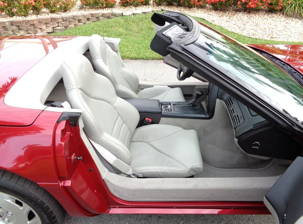 1995 Chevrolet Corvette C4 - Image 22 of 30