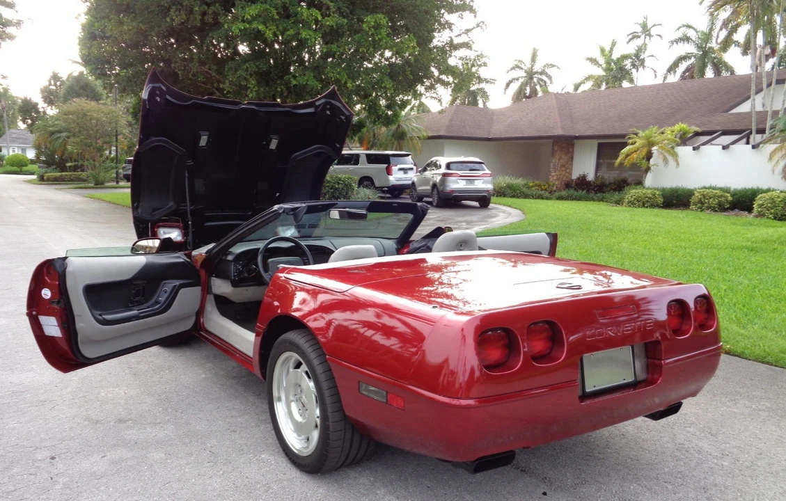 1995 Chevrolet Corvette C4 - Image 5 of 30