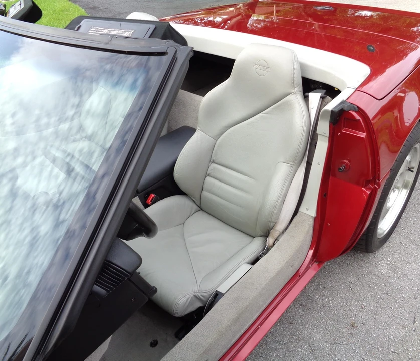 1995 Chevrolet Corvette C4 - Image 21 of 30