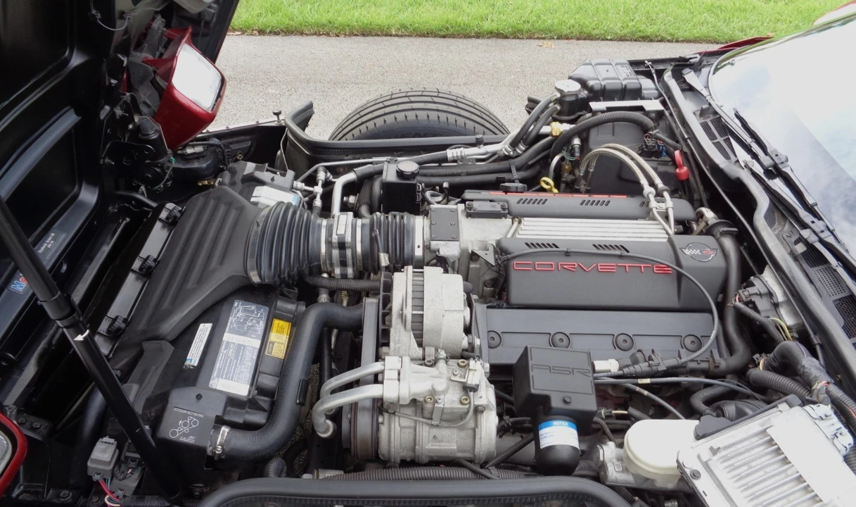 1995 Chevrolet Corvette C4 - Image 28 of 30