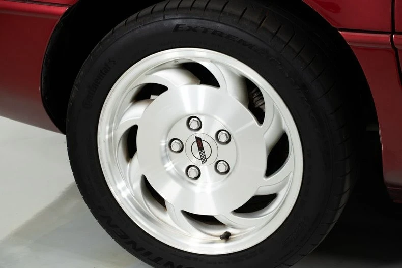 1995 Chevrolet Corvette C4 - Image 16 of 21