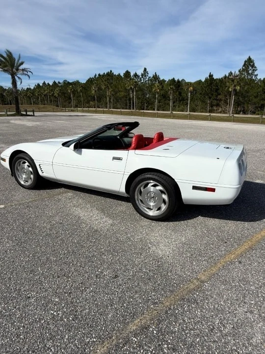 1995 Chevrolet Corvette C4 - Image 16 of 21