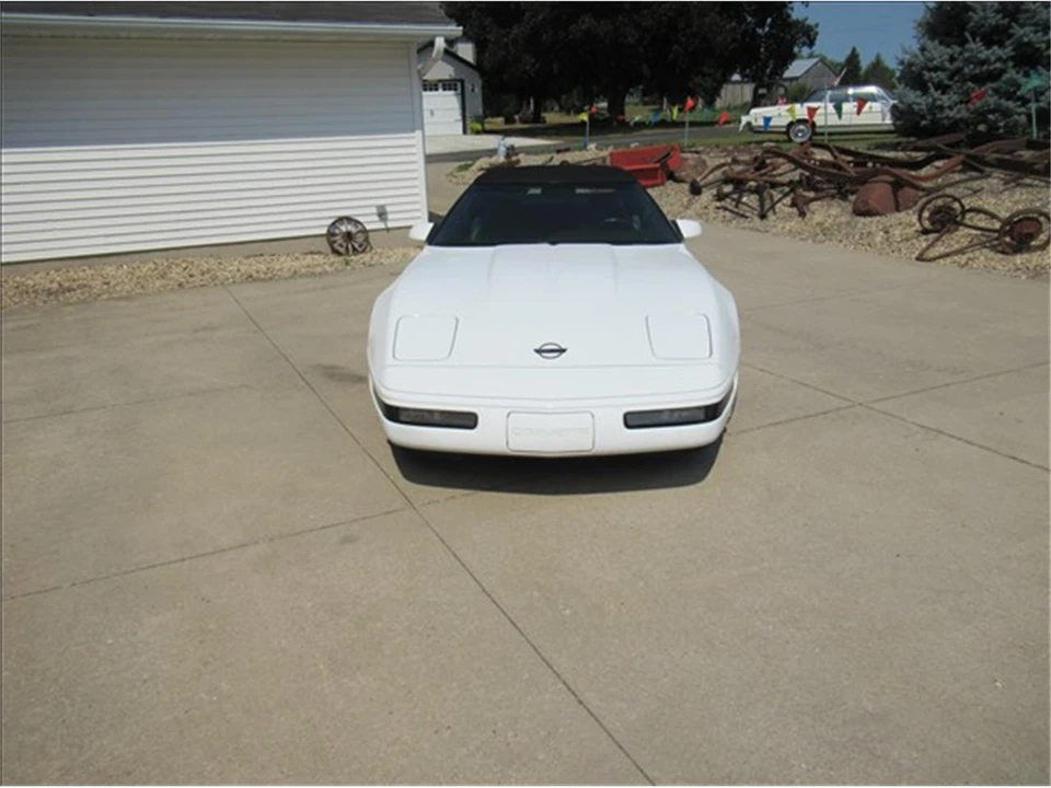 1995 Chevrolet Corvette C4 - Image 4 of 14