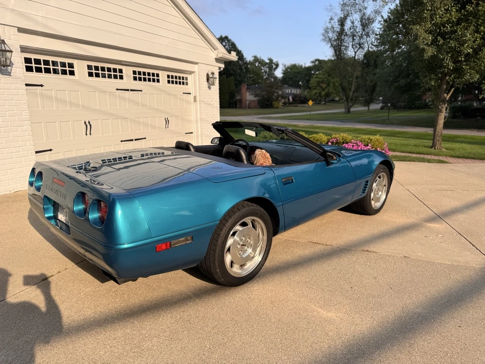 1995 Chevrolet Corvette C4 - Image 25 of 31