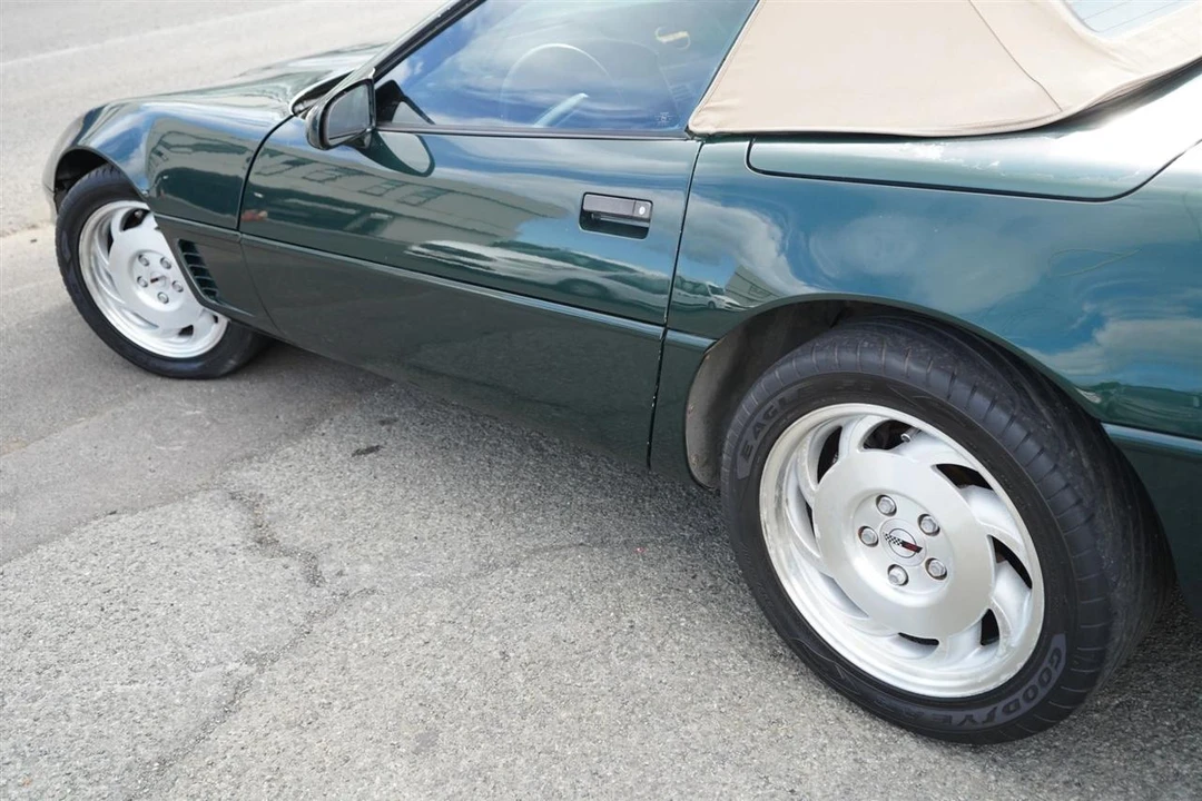 1995 Chevrolet Corvette C4 - Image 7 of 21