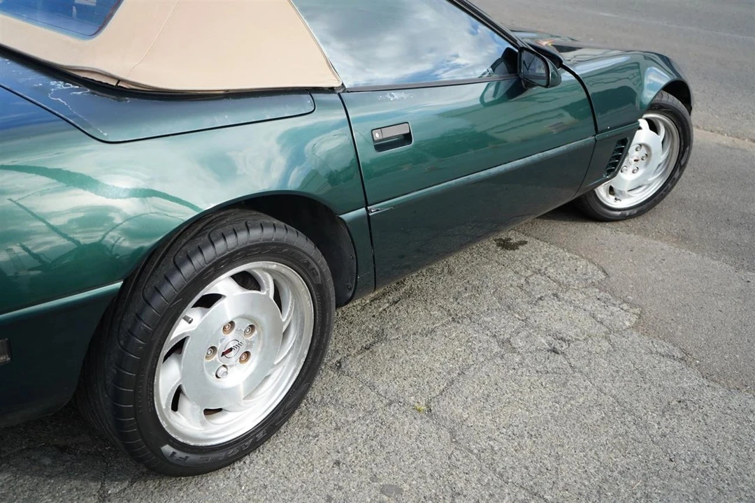 1995 Chevrolet Corvette C4 - Image 8 of 21