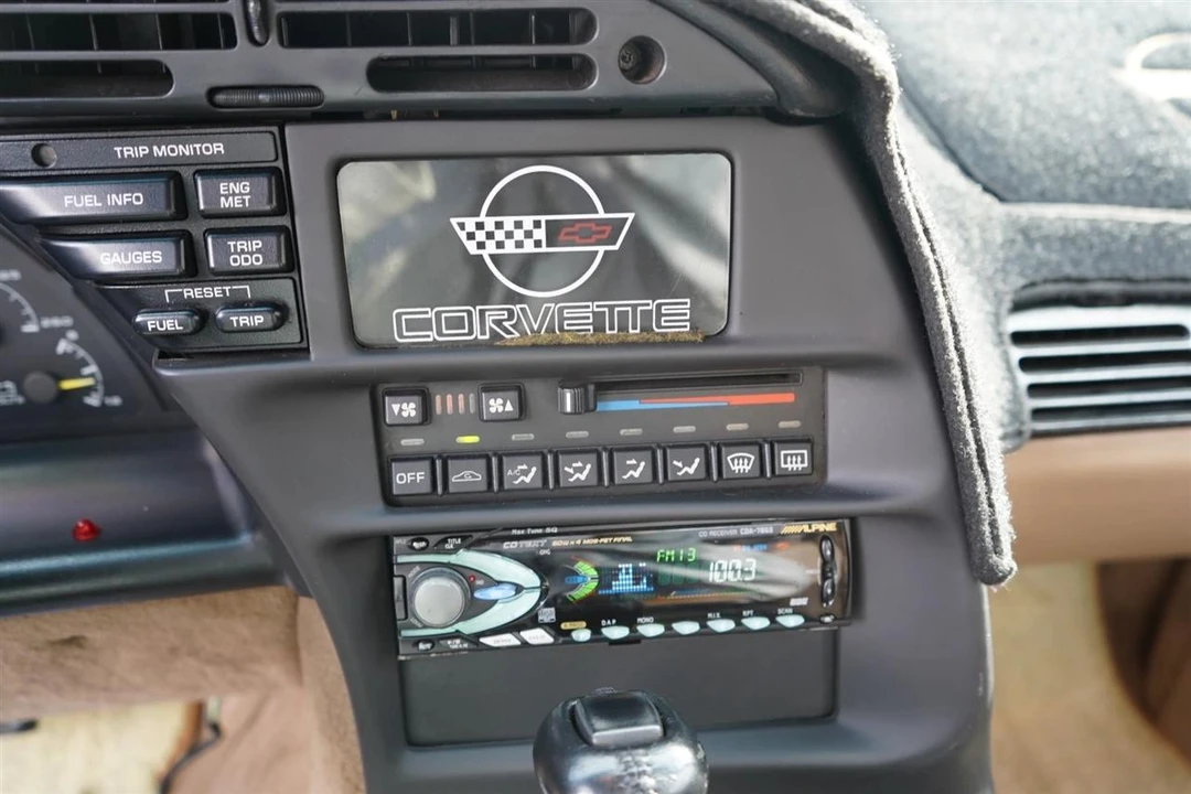 1995 Chevrolet Corvette C4 - Image 13 of 21