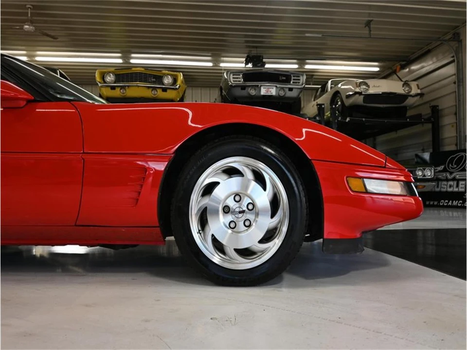 1995 Chevrolet Corvette C4 - Image 21 of 31