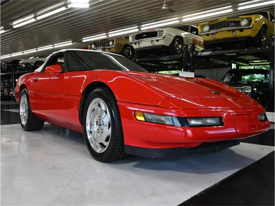 1995 Chevrolet Corvette C4 - Image 19 of 31