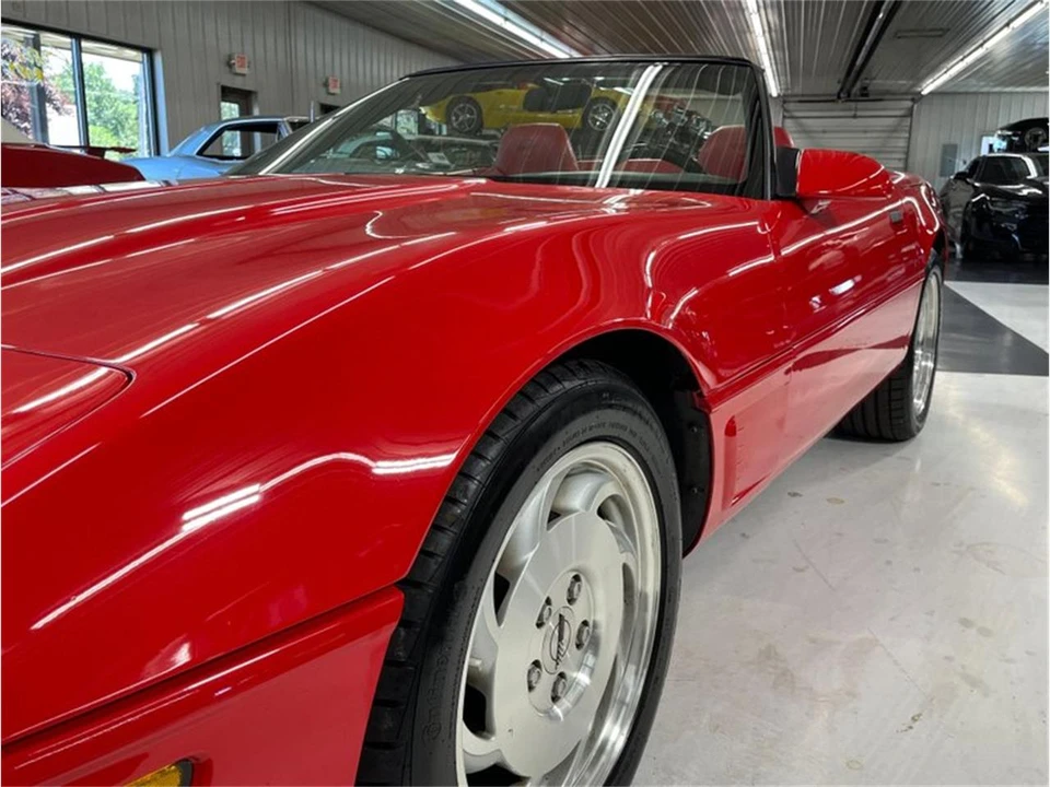 1995 Chevrolet Corvette C4 - Image 17 of 31