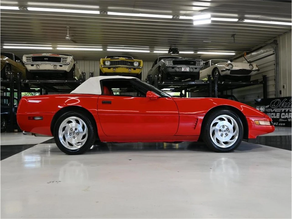 1995 Chevrolet Corvette C4 - Image 20 of 31