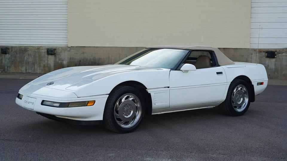 1995 Chevrolet Corvette C4 - Image 10 of 15