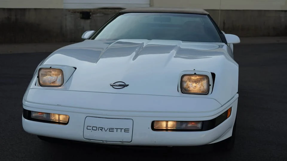 1995 Chevrolet Corvette C4 - Image 6 of 15