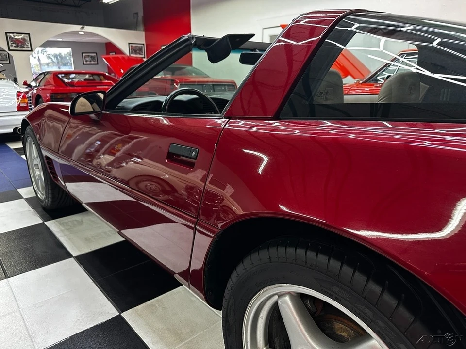 1995 Chevrolet Corvette C4 - Image 21 of 24