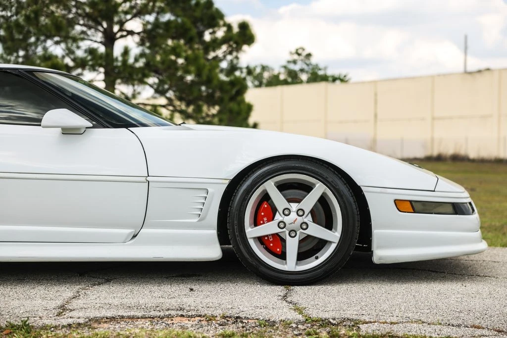 1995 Chevrolet Corvette C4 - Image 16 of 31