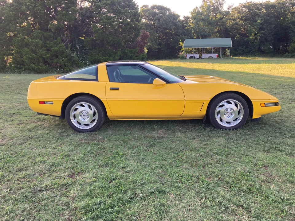 1995 Chevrolet Corvette C4 - Image 10 of 17