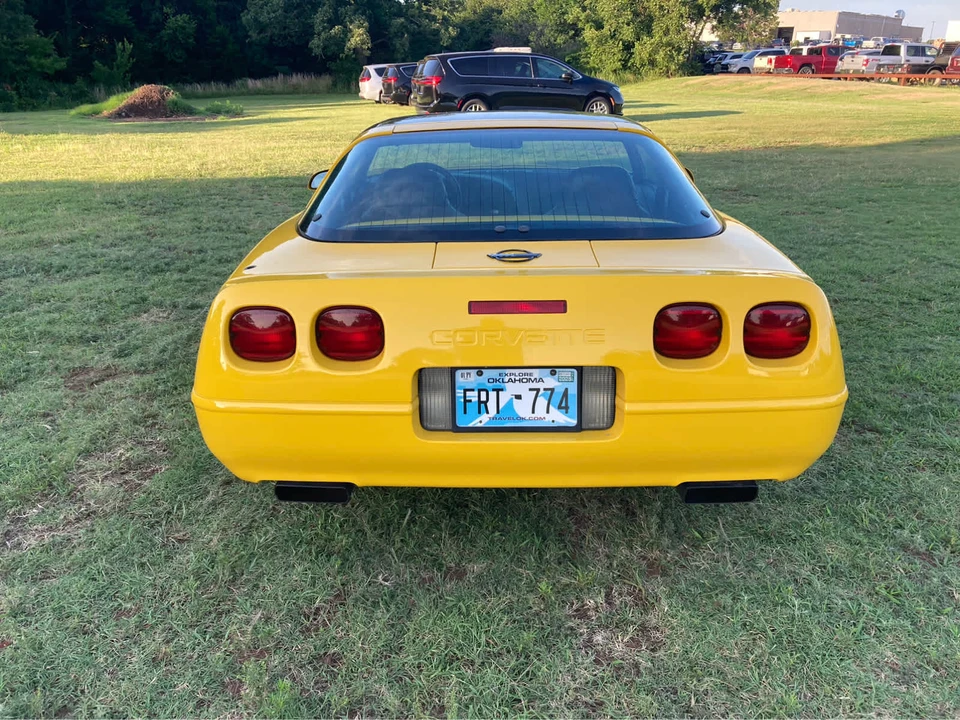 1995 Chevrolet Corvette C4 - Image 7 of 17