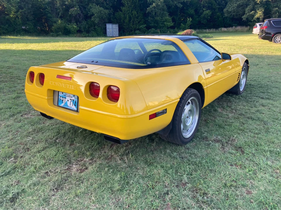 1995 Chevrolet Corvette C4 - Image 9 of 17