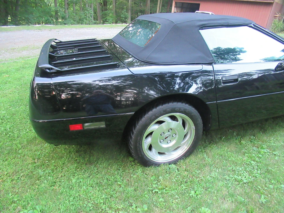 1995 Chevrolet Corvette C4 - Image 11 of 31