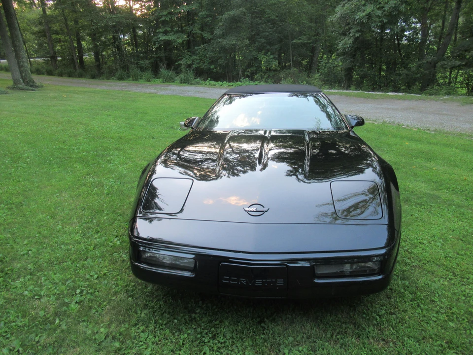 1995 Chevrolet Corvette C4 - Image 2 of 31