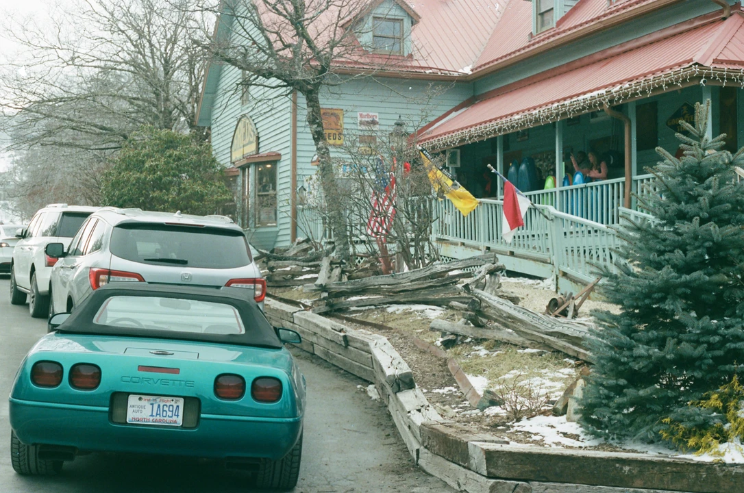 1995 Chevrolet Corvette C4 - Image 2 of 8