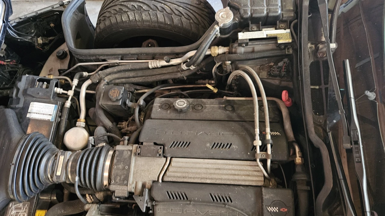 1995 Chevrolet Corvette C4 - Image 26 of 31