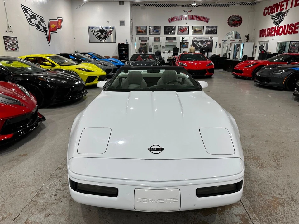 1995 Chevrolet Corvette C4 - Image 18 of 21